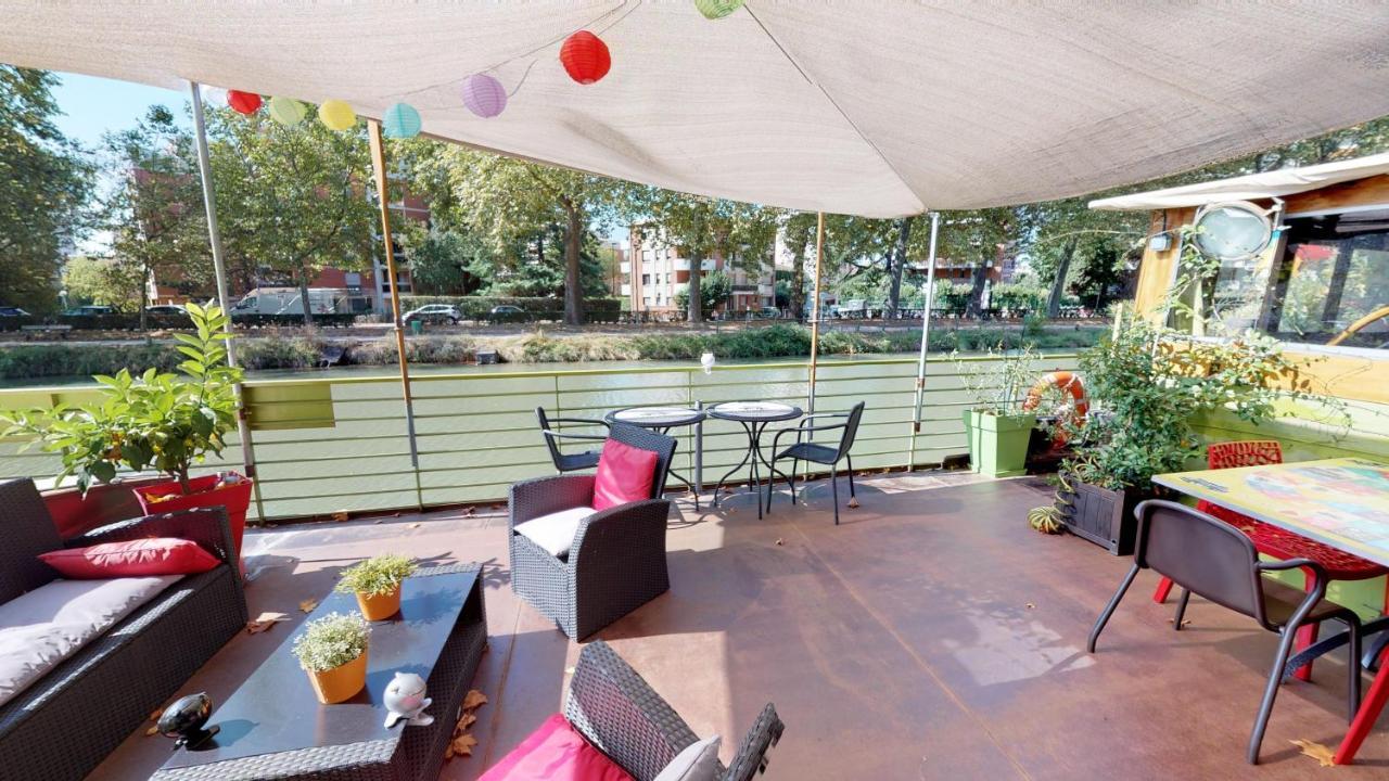 Bateau-hôtel Péniche Amboise Centre Port Saint Sauveur